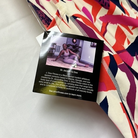 J Dow fitness leggings - Picture 3 of 5